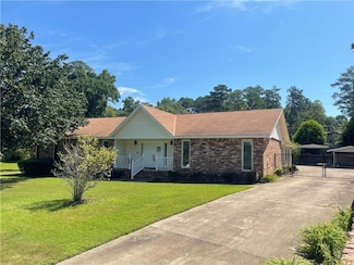 3814 Brookwood Cir, Phenix City, AL 36867
