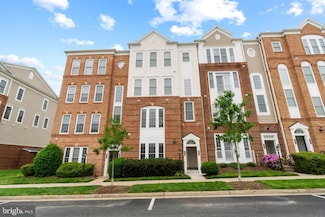 2263 Oberlin Dr, Woodbridge, VA 22191