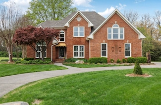 216 Hidden Ct, Old Hickory, TN 37138