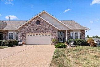 345 Royal Bluff Ct, Troy, MO 63379