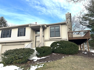 9518 Bay Vista Dr E, Indianapolis, IN 46250