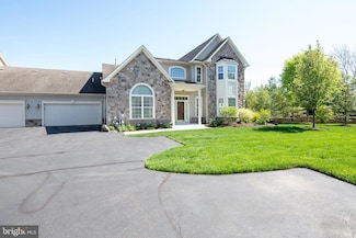 154 Willow Dr, Newtown, PA 18940