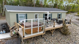 2001 A&B Bayview Rd, Greenwood Township, MN 55790