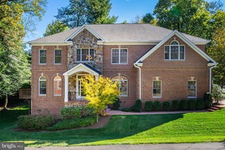 3800 N Albemarle St, Arlington, VA 22207