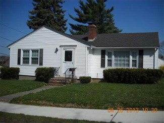 55 Fales St, Worcester, MA 01606