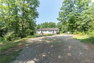 4349 Chappell Rd, Keysville, VA 23947