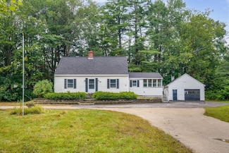 240 River Rd, Arundel, ME 04046