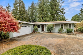 15729 Larch Way, Lynnwood, WA 98087