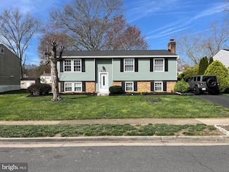 7924 Fitzroy St, Alexandria, VA 22309