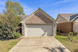 2811 Brighton Ct, Fort Smith, AR 72903