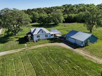 762 E 1100 Rd, Baldwin City, KS 66006