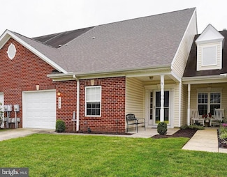 8980 Executive Club Dr, Delmar, MD 21875