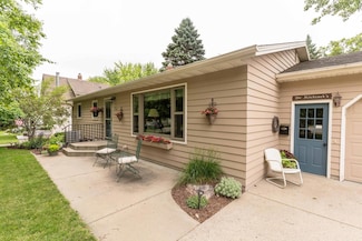 314 E Cedar Ave, Fergus Falls, MN 56537