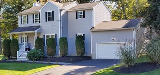 22 Wickham Ct, Cranston, RI 02921