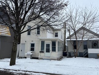 909 Bridge St NW, Grand Rapids, MI 49504