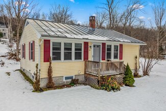 37 Atwood Ave, Woodstock, VT 05091
