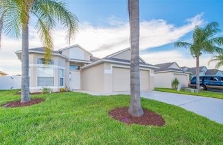 211 Aylesbury Ln, Davenport, FL 33837