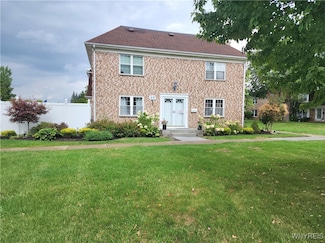 50 Carriage Dr Unit 5, Orchard Park, NY 14127