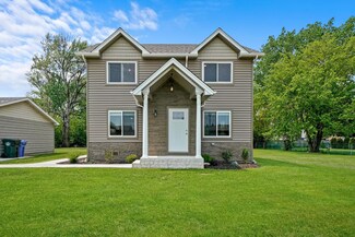 7734 Banks St, Justice, IL 60458