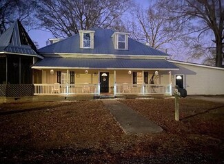 100 Fowler St, Warm Springs, GA 31830