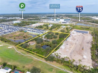 2900 Curry Ln, Nokomis, FL 34275