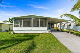 7129 SE Bluebird Cir, Hobe Sound, FL 33455