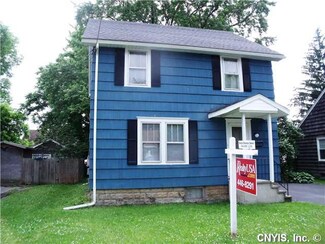 121 Everingham Rd, Syracuse, NY 13205