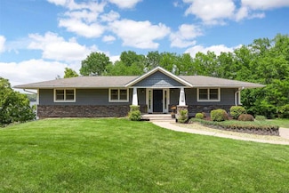 3606 Sun Valley Dr NE, North Liberty, IA 52317