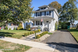 3 Cottage Place, Freehold, NJ 07728