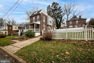 104 E 42nd St, Wilmington, DE 19802