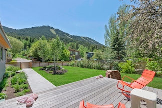 725 Cache Creek Dr, Jackson, WY 83001