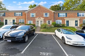 8519 Westover Ct Unit 763, Springfield, VA 22152