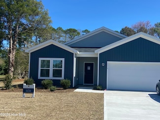 905 Red Sail Rd, New Bern, NC 28560