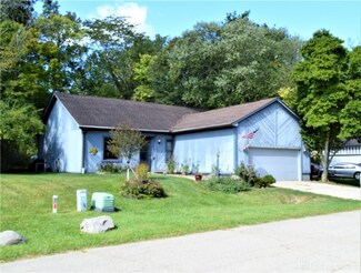 7634 Morning Mist Cir, Dayton, OH 45426
