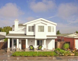 1219 10th St, Hermosa Beach, CA 90254