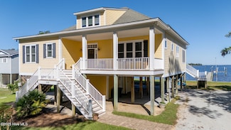 259 Creek Rd, Beaufort, NC 28516
