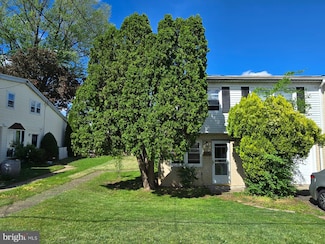 647 Artwood Dr, Philadelphia, PA 19115