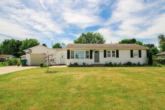 58462 Kerr Creek Rd, Three Rivers, MI 49093