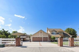 17221 Owl Tree Rd, Riverside, CA 92504