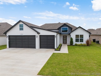 27420 E 108th St S, Coweta, OK 74429