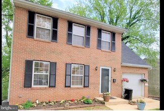 6917 Adel St, Capitol Heights, MD 20743