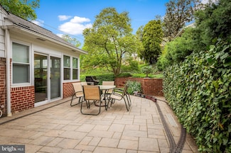 900 Fairway Dr, Towson, MD 21286