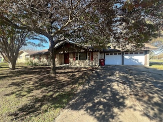 280 Echols St, van Alstyne, TX 75495