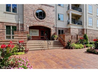 4949 Wornall Rd Unit 102, Kansas City, MO 64112