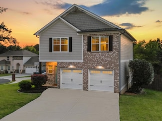 718 Windrush Loop, Chattanooga, TN 37421