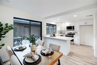 14456 Foothill Blvd Unit 13, Sylmar, CA 91342
