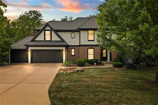 6104 NE Fairview Rd, Lees Summit, MO 64064