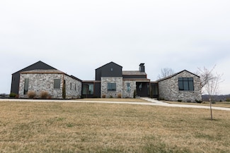 269 E Wisteria Ln, Ozark, MO 65721