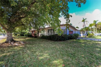 1302 Fillmore St, Hollywood, FL 33019