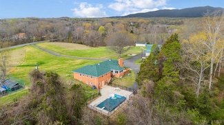 1314 Elon Rd, Madison Heights, VA 24572